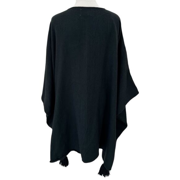 Cleobella Tassel Sevigny Capelet Poncho - Picture 5 of 8